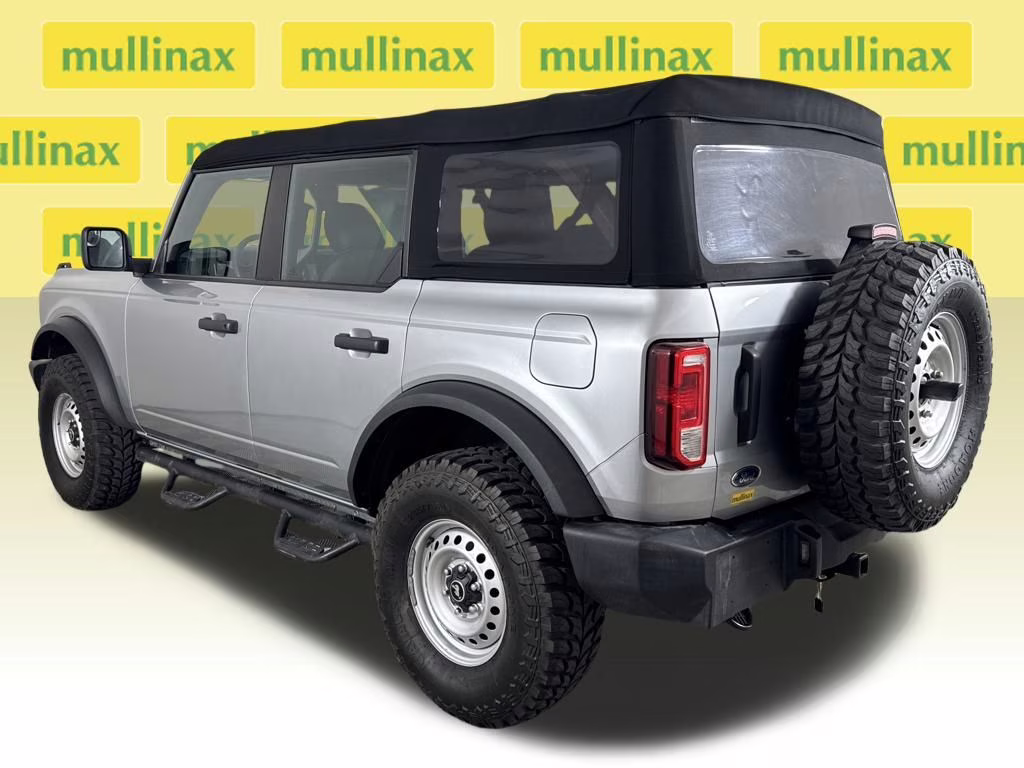 2023 Iconic Silver Metallic Ford Bronco Base 4X4 SUV