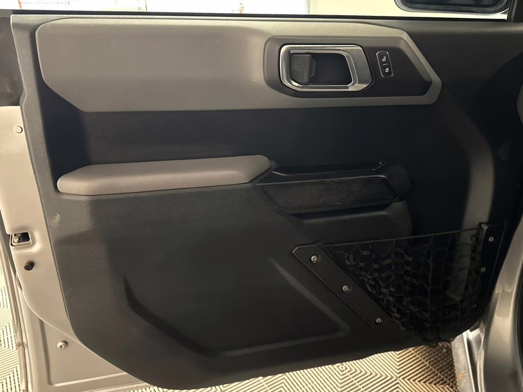 2023 Iconic Silver Metallic Ford Bronco Base 4X4 SUV