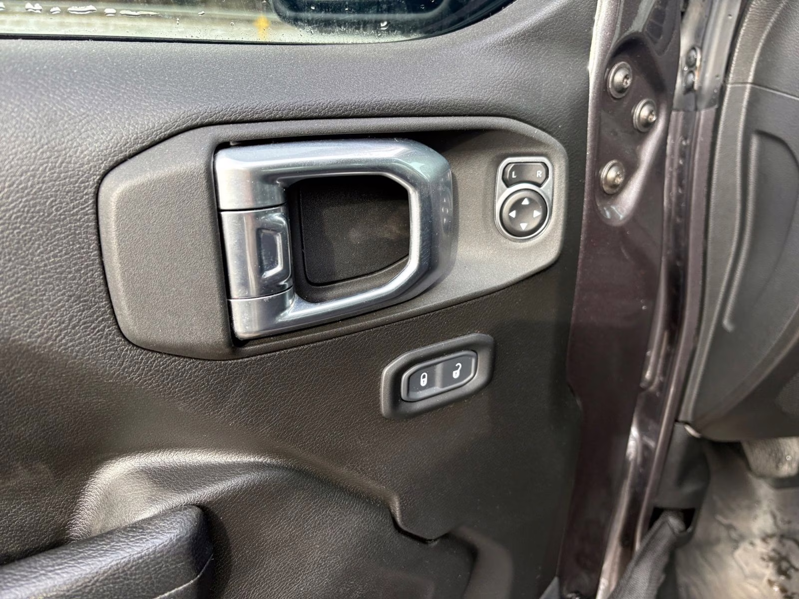 2023 Granite Crystal Metallic Clearcoat Jeep Wrangler Sport S 4X4 SUV