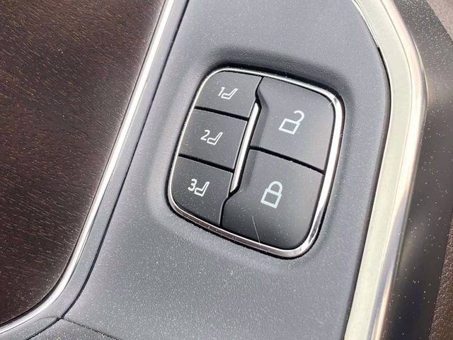 2026 Brown Ford Super Duty F-250 SRW King Ranch 4X4 Truck