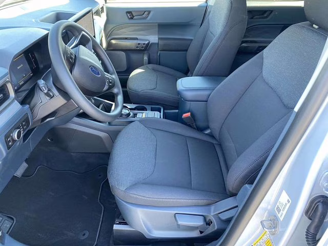 2026 White Metallic Ford Maverick XL AWD Truck