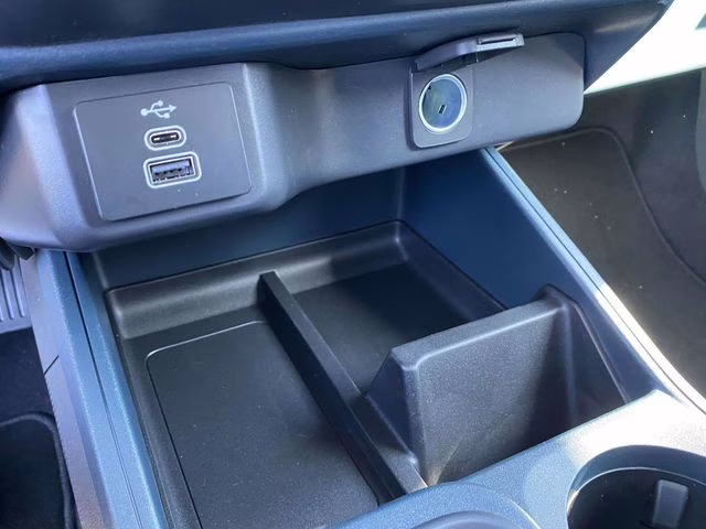 2026 White Metallic Ford Maverick XL AWD Truck