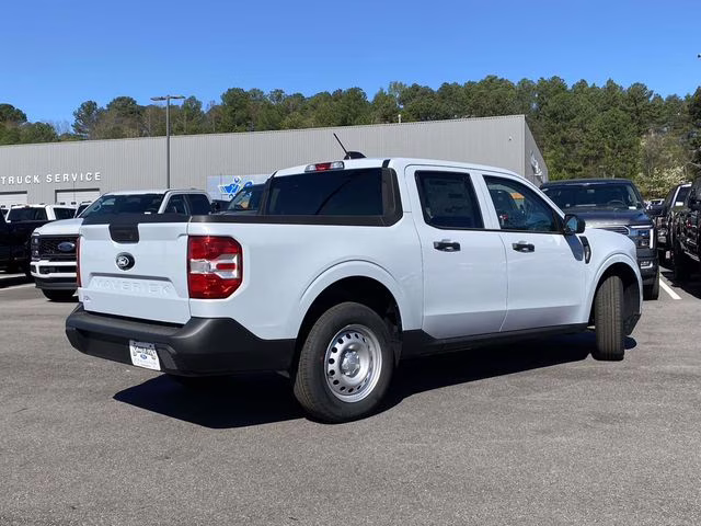 2026 White Metallic Ford Maverick XL AWD Truck