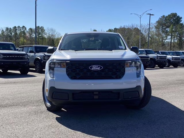 2026 White Metallic Ford Maverick XL AWD Truck