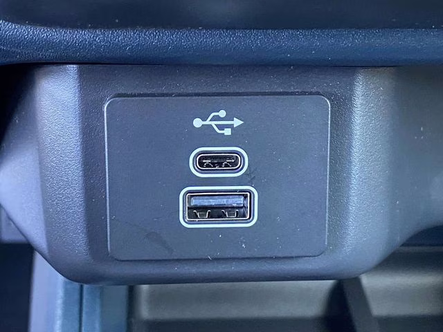 2026 White Metallic Ford Maverick XL AWD Truck