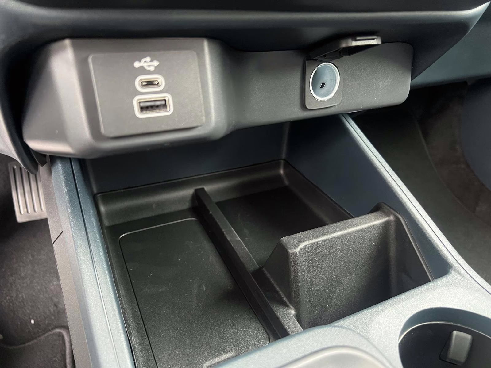 2026 Shadow Black Ford Maverick XL AWD Truck