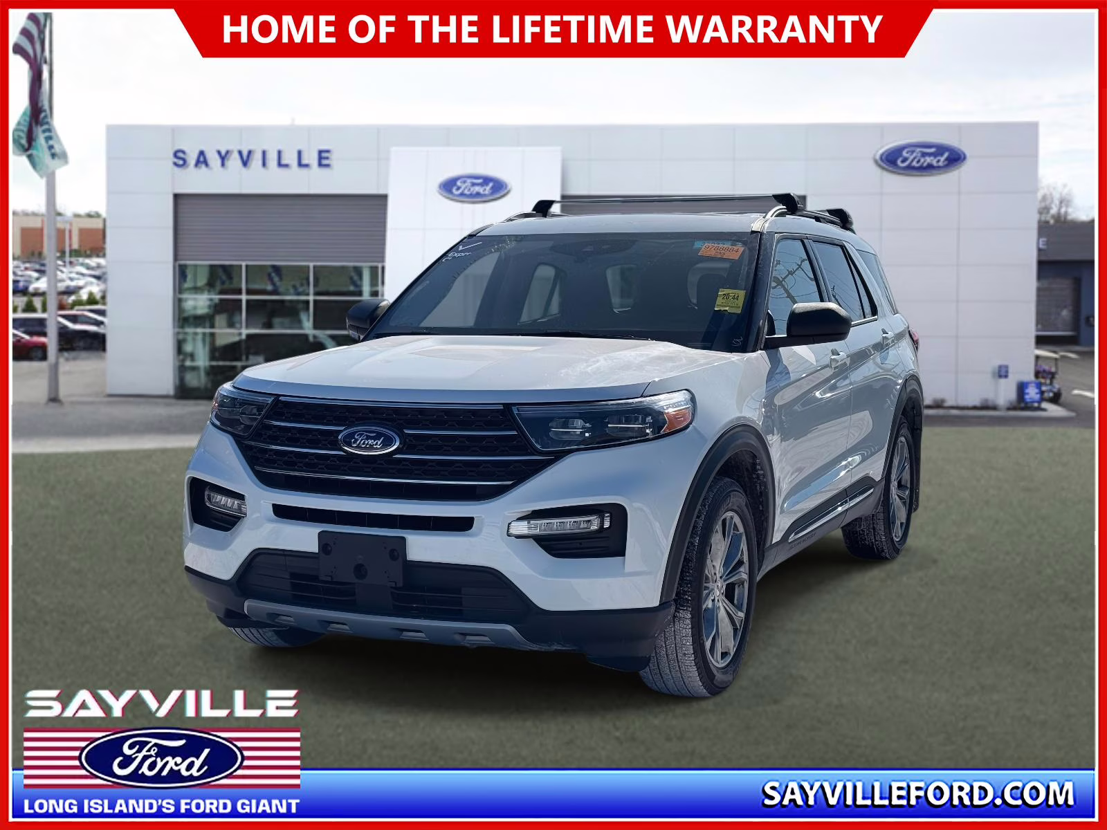 2022 Star White Metallic Tri-Coat Ford Explorer XLT 4WD 4X4 SUV