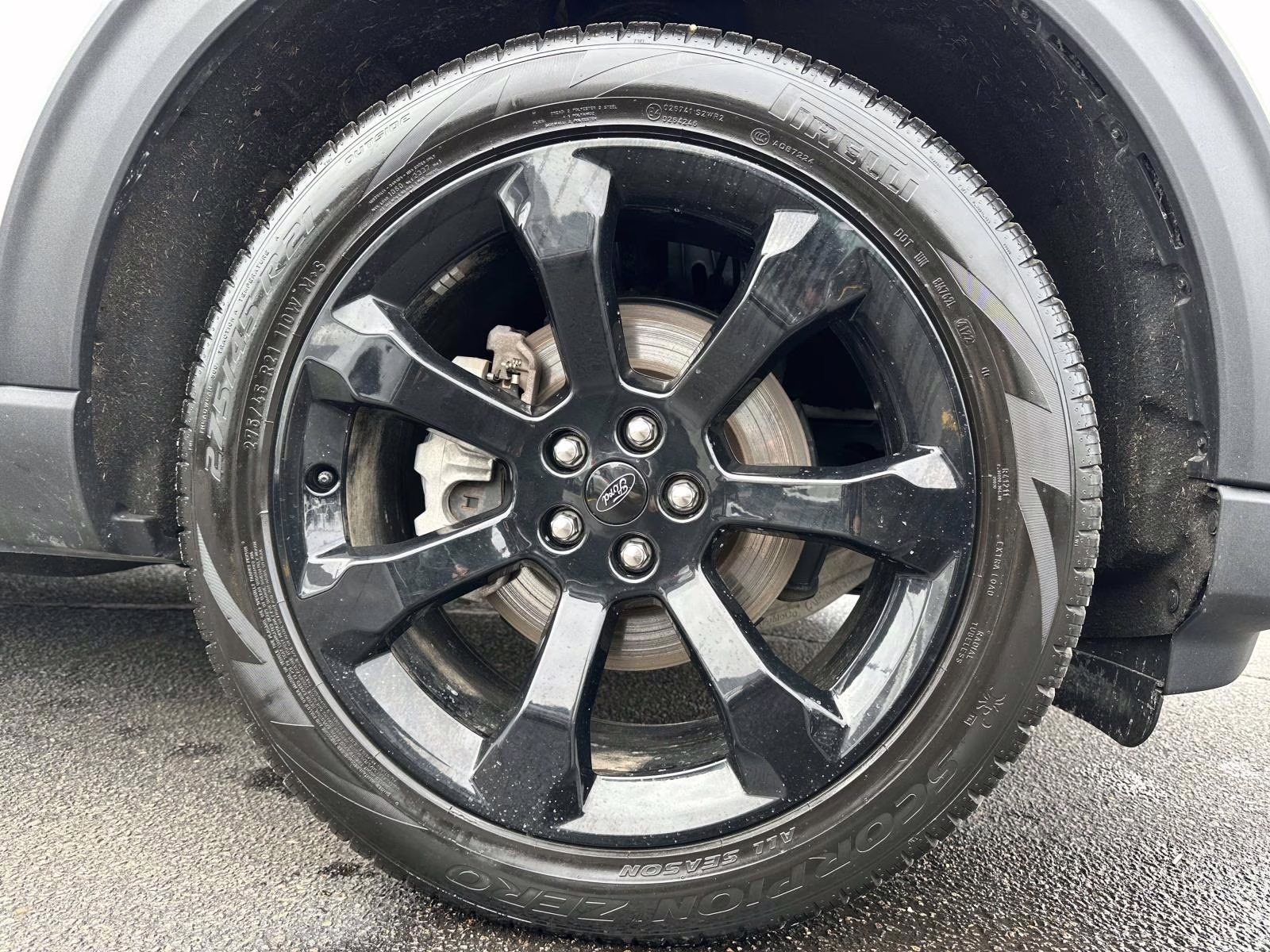 2022 Star White Metallic Tri-Coat Ford Explorer ST-Line 4WD 4X4 SUV