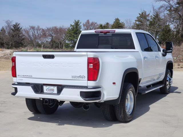 2026 Summit White Chevrolet Silverado 3500HD High Country 4X4 Truck