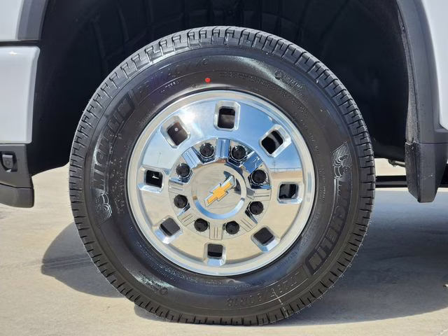 2026 Summit White Chevrolet Silverado 3500HD High Country 4X4 Truck