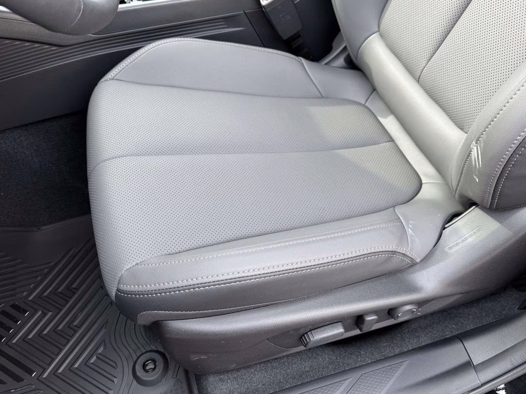 2026 Crystal Black Silica Subaru Outback Limited AWD SUV