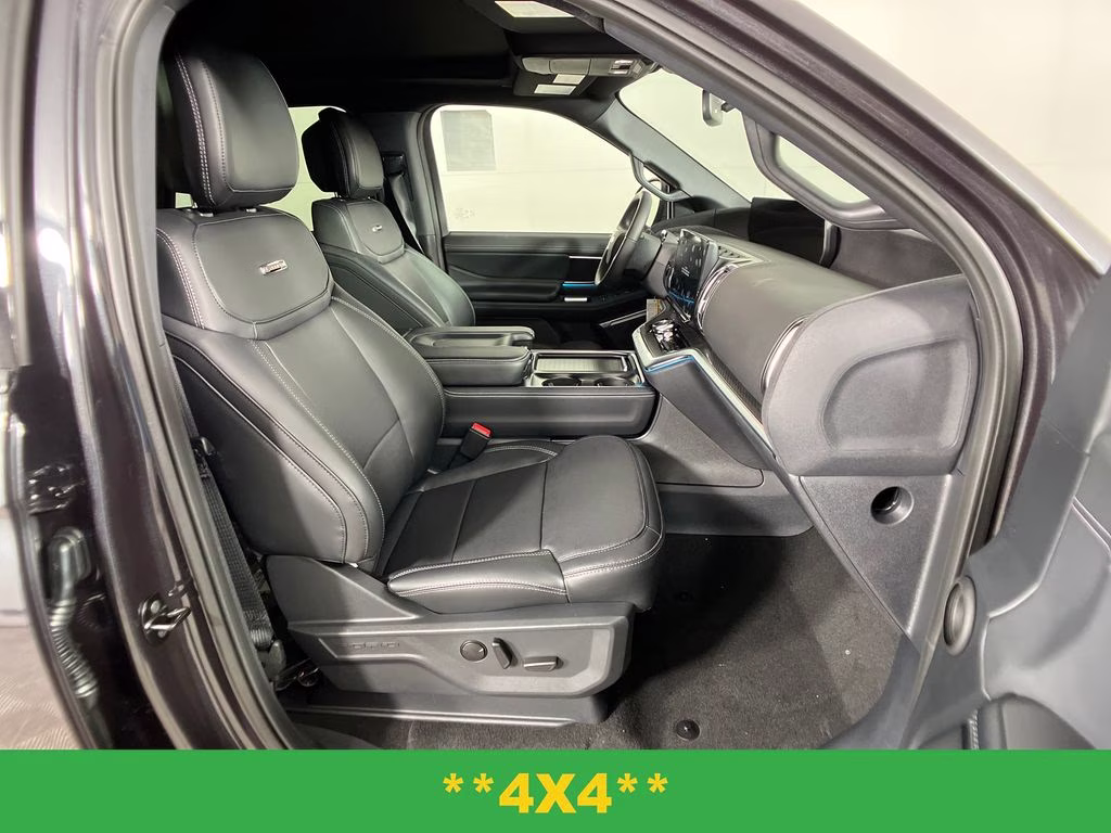 2026 Gray Metallic Ford Expedition Platinum 4X4 SUV