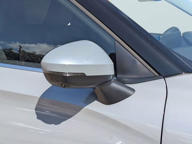 2026 Moonstone Gray Metallic Mitsubishi Outlander SE FWD SUV