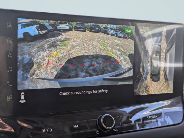 2026 Moonstone Gray Metallic Mitsubishi Outlander SE FWD SUV