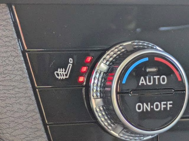 2026 Moonstone Gray Metallic Mitsubishi Outlander SE FWD SUV