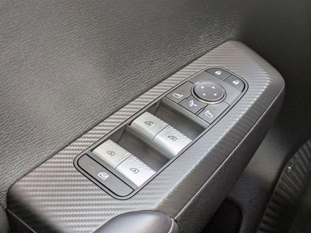 2026 Moonstone Gray Metallic Mitsubishi Outlander SE FWD SUV