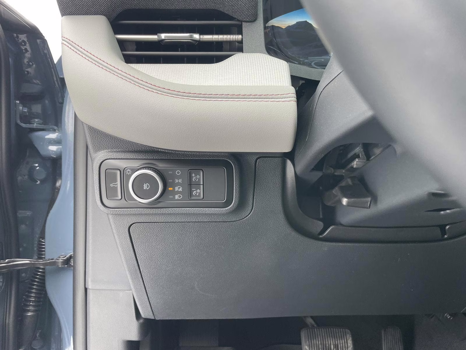 2026 Vapor Blue Metallic Ford Explorer Active 4X4 SUV