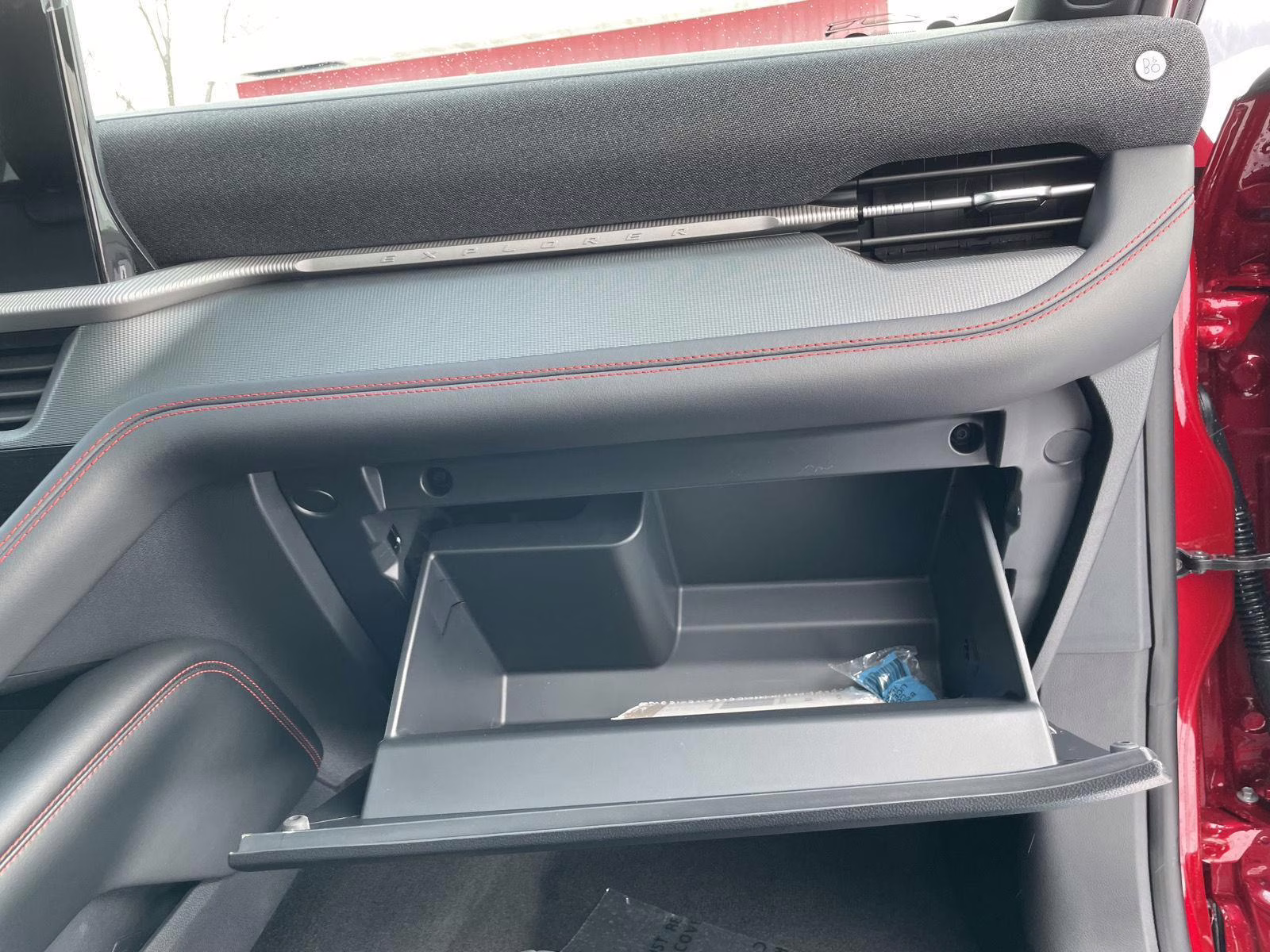 2026 Rapid Red Metallic Tinted Clearcoat Ford Explorer ST-Line 4X4 SUV