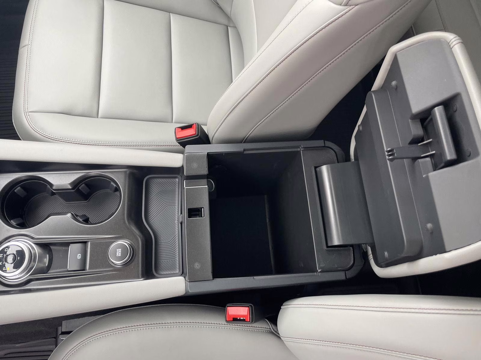 2026 Vapor Blue Metallic Ford Explorer Active 4X4 SUV