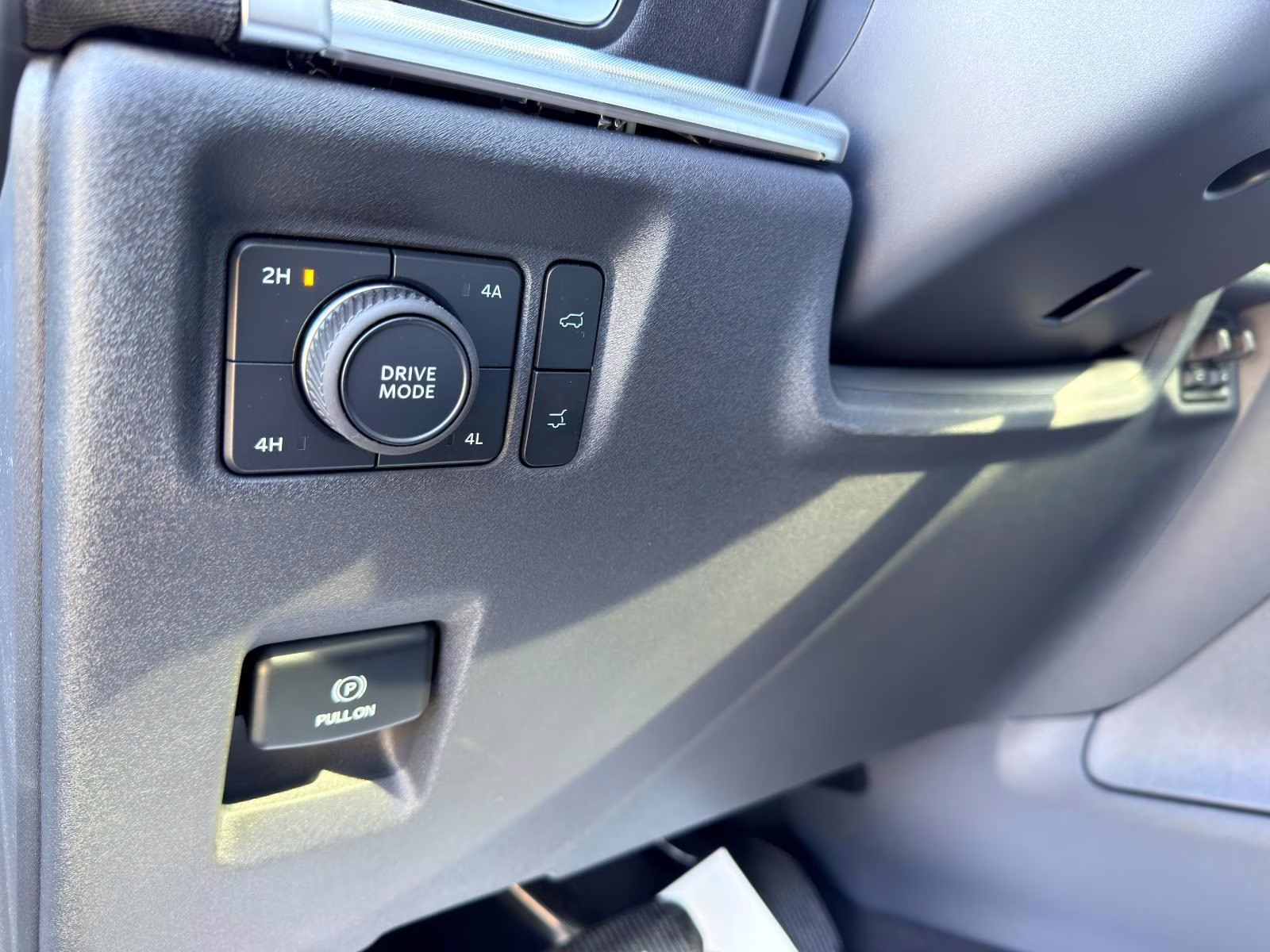 2025 Glacier Gray Metallic Tri-Coat Ford Expedition Platinum 4X4 SUV