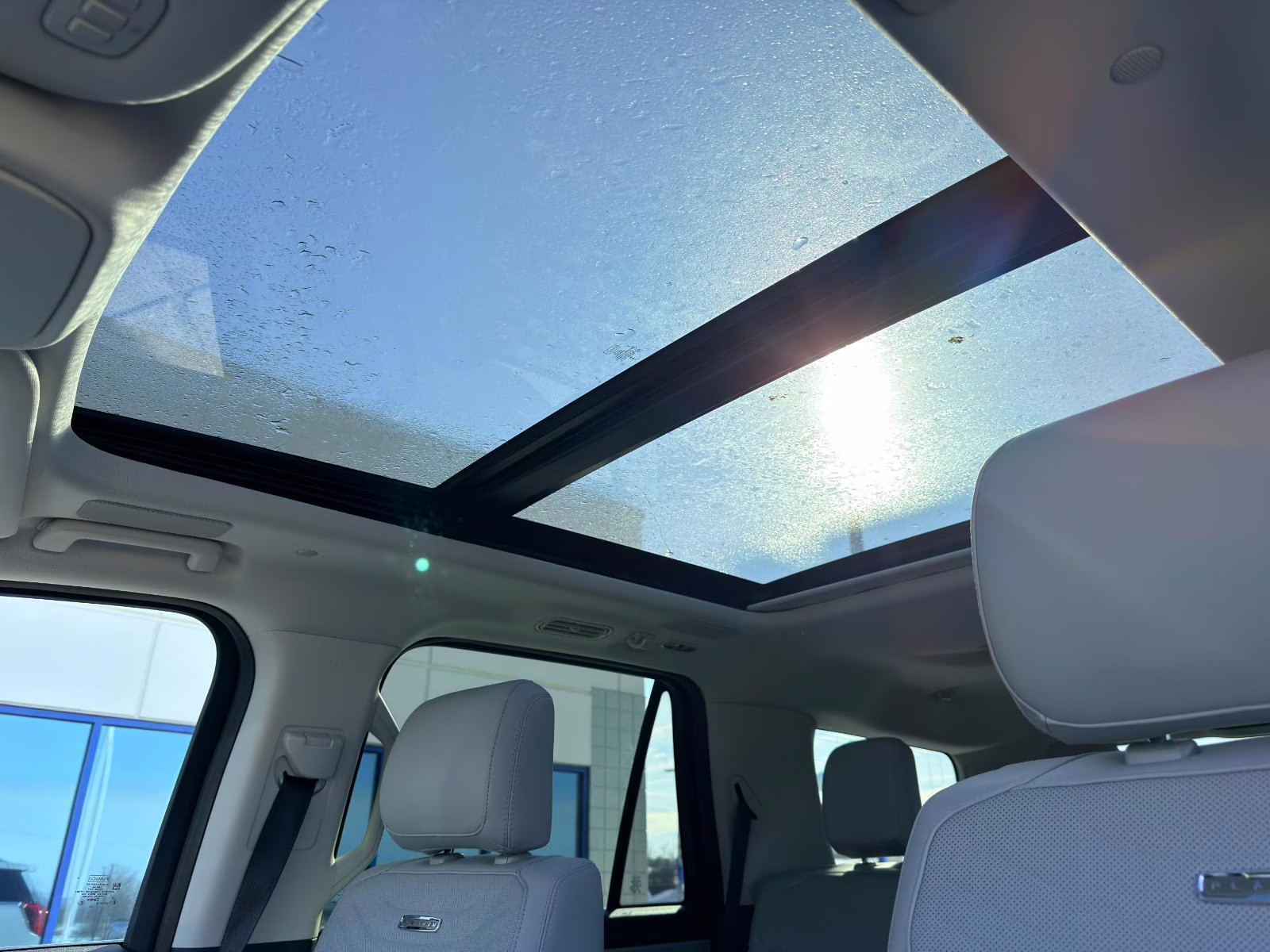 2025 Glacier Gray Metallic Tri-Coat Ford Expedition Platinum 4X4 SUV