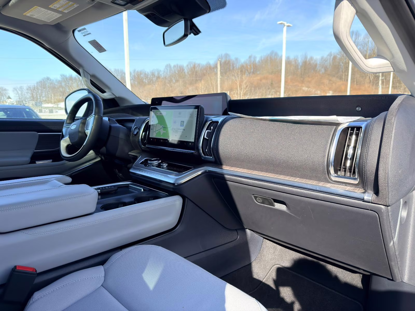 2025 Glacier Gray Metallic Tri-Coat Ford Expedition Platinum 4X4 SUV