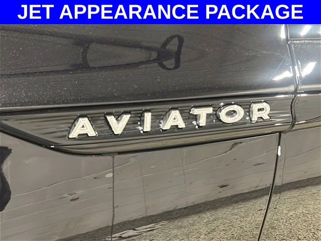 2026 Infinite Black Metallic Clearcoat Lincoln Aviator Reserve AWD SUV