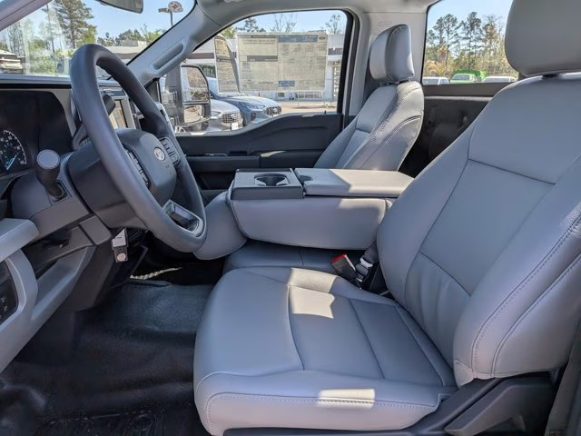 2026 Oxford White Ford Super Duty F-250 SRW XL RWD Truck