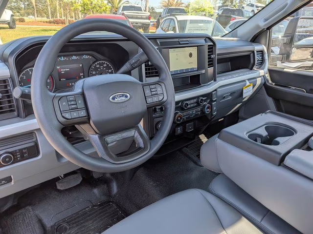 2026 Oxford White Ford Super Duty F-250 SRW XL RWD Truck