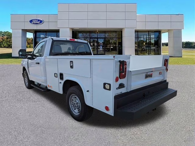 2026 Oxford White Ford Super Duty F-250 SRW XL RWD Truck