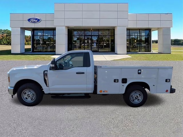 2026 Oxford White Ford Super Duty F-250 SRW XL RWD Truck