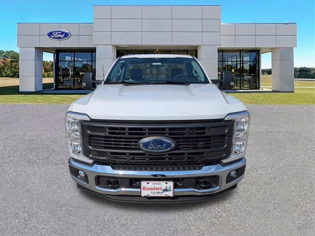 2026 Oxford White Ford Super Duty F-250 SRW XL RWD Truck