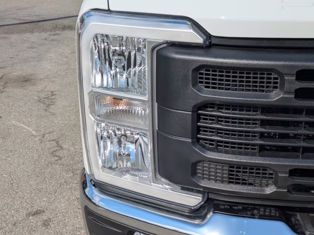 2026 Oxford White Ford Super Duty F-250 SRW XL RWD Truck