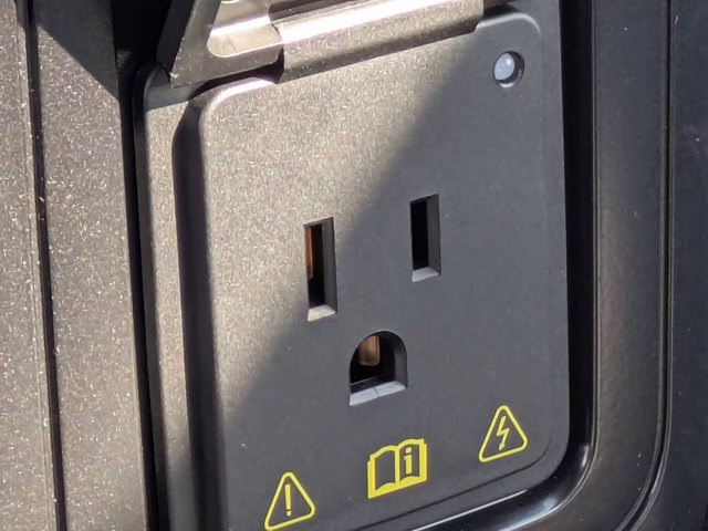 2026 Oxford White Ford Super Duty F-250 SRW XL RWD Truck