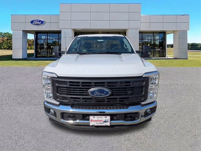 2026 Oxford White Ford Super Duty F-250 SRW XL RWD Truck