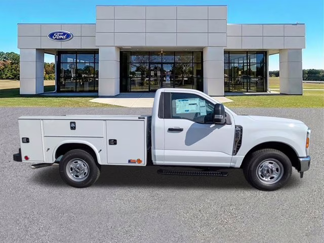 2026 Oxford White Ford Super Duty F-250 SRW XL RWD Truck
