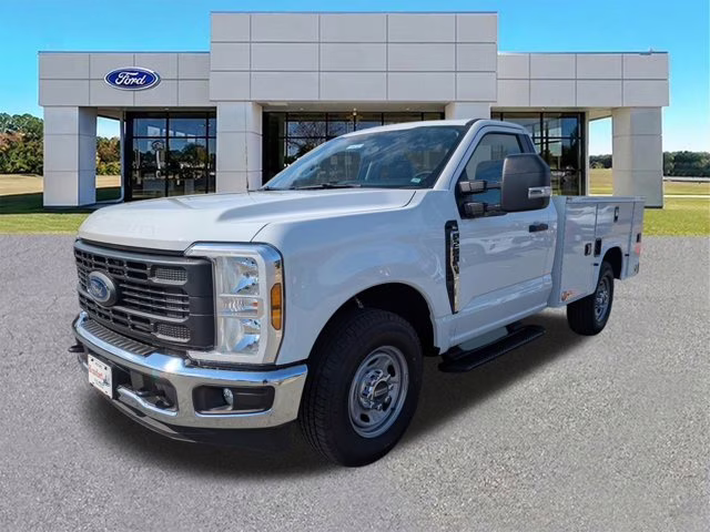 2026 Oxford White Ford Super Duty F-250 SRW XL RWD Truck