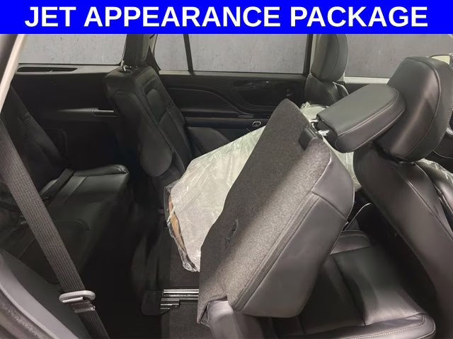 2026 Infinite Black Metallic Clearcoat Lincoln Aviator Reserve AWD SUV