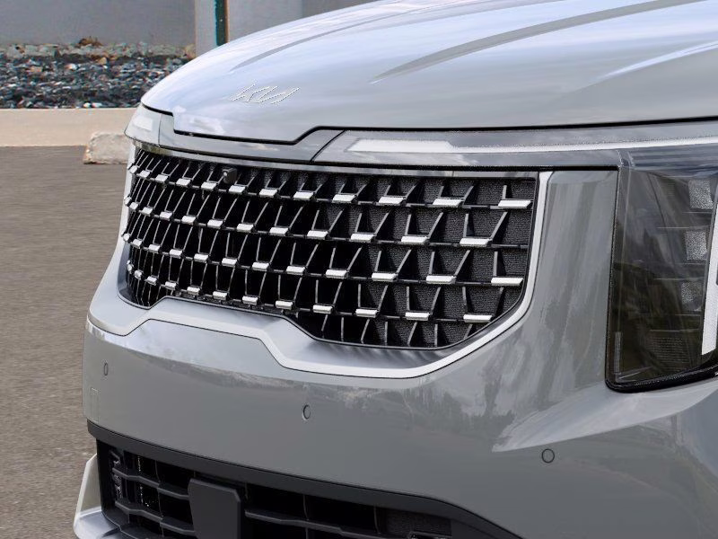 2026 Ceramic Silver Kia Carnival SX FWD Van