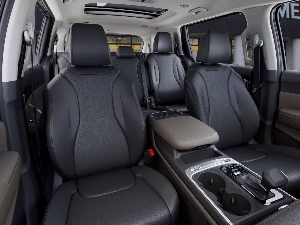 2026 Ceramic Silver Kia Carnival SX FWD Van