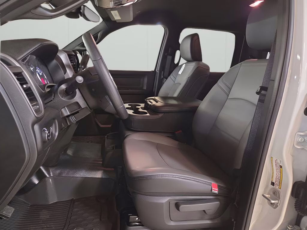 2026 Bright White Clearcoat Ram 2500 Tradesman 4X4 Truck