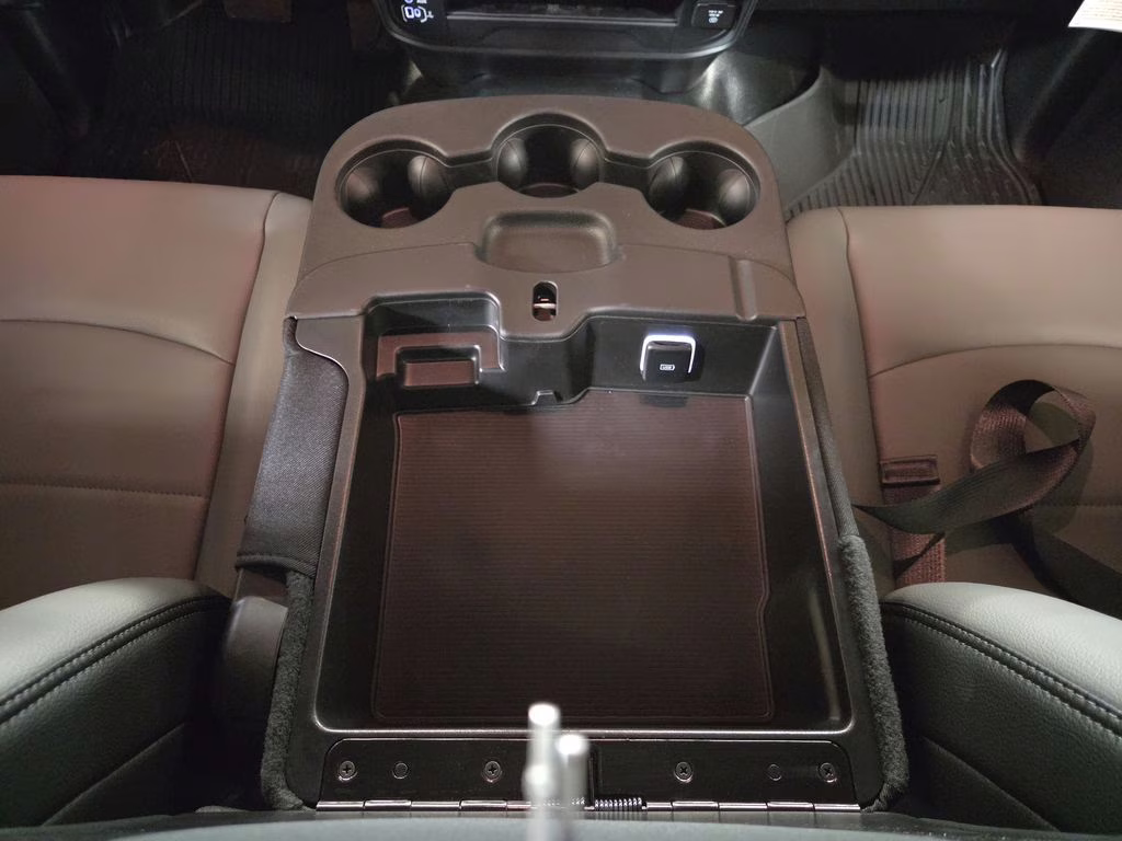 2026 Bright White Clearcoat Ram 2500 Tradesman 4X4 Truck