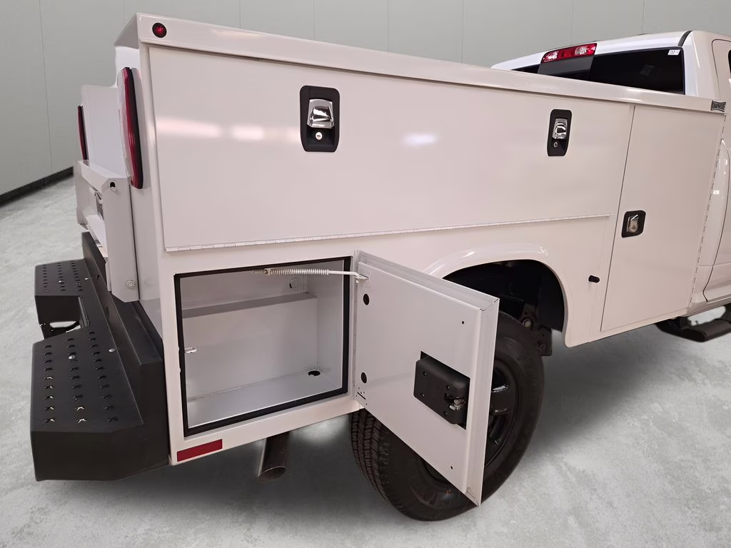 2026 Bright White Clearcoat Ram 2500 Tradesman 4X4 Truck