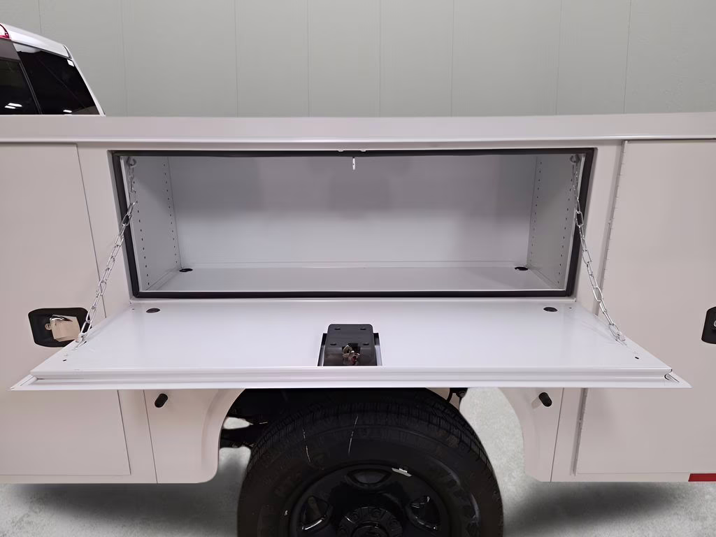 2026 Bright White Clearcoat Ram 2500 Tradesman 4X4 Truck