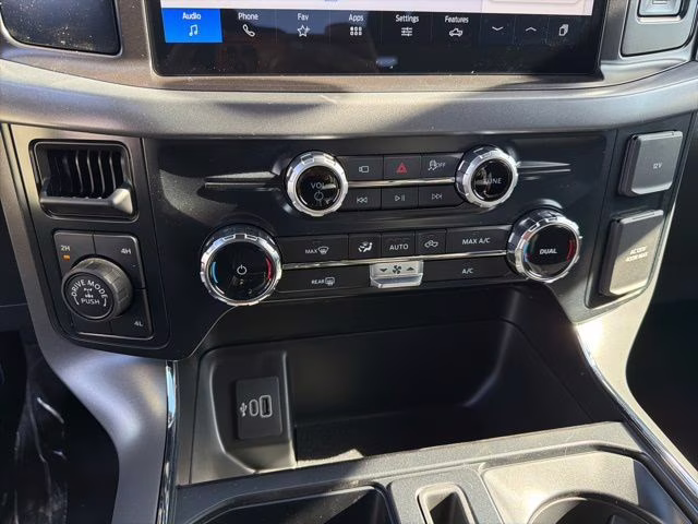 2026 Avalanche Ford F-150 XLT 4X4 Truck