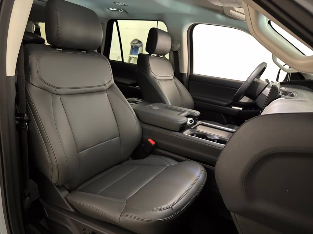 2026 Gray Metallic Ford Expedition Max Active RWD SUV