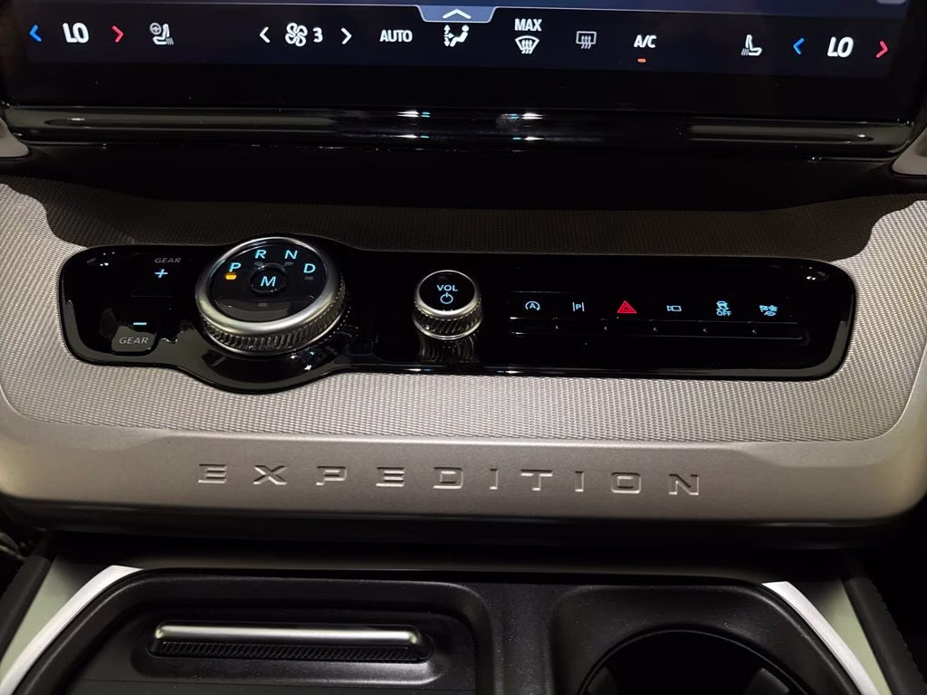 2026 Gray Metallic Ford Expedition Max Active RWD SUV