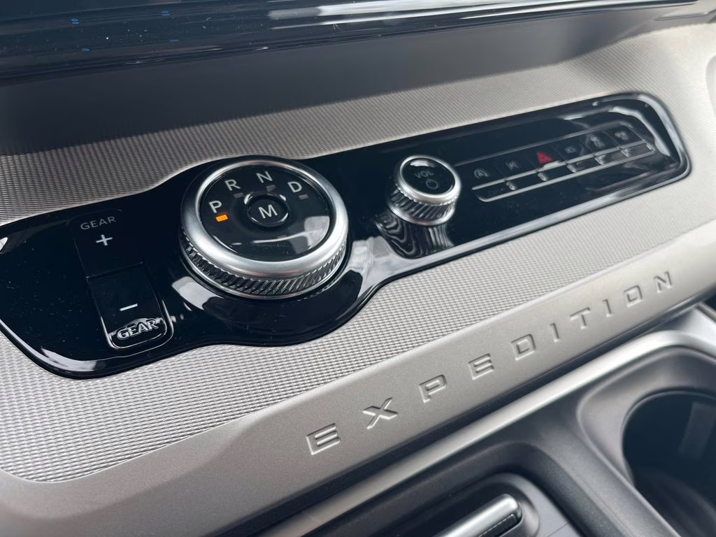 2026 Gray Metallic Ford Expedition Active RWD SUV