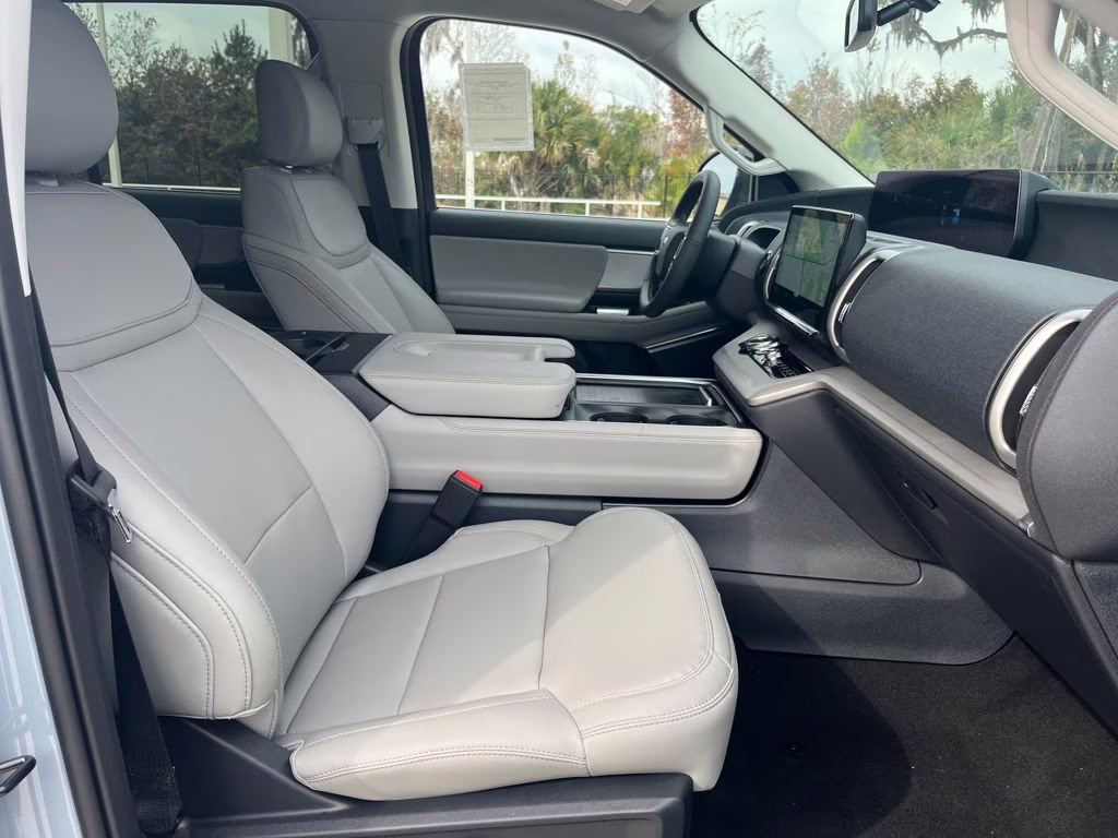 2026 Gray Metallic Ford Expedition Active RWD SUV