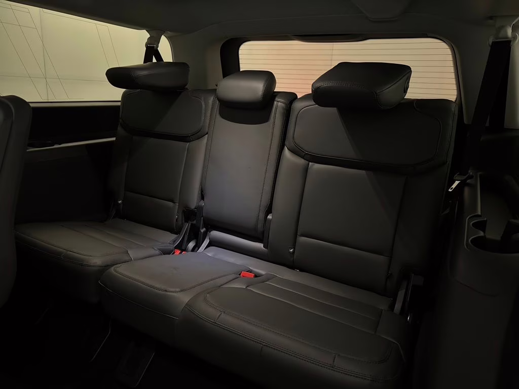 2026 Gray Metallic Ford Expedition Max Active RWD SUV